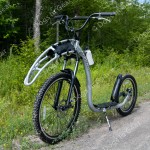 Silver Pawtrekker Scooter - Three Quarter Front View